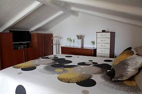 Rilassante E Indipendente- La Rondinella -detacha