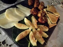 Rilassante E Indipendente- La Rondinella -detacha