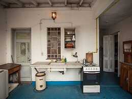 Charming Service Quarters In Mansion In San Telmo