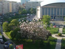 Twin 3 Apartment - Cismigiu Gardens