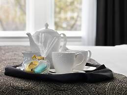 Pendray Inn & Tea House