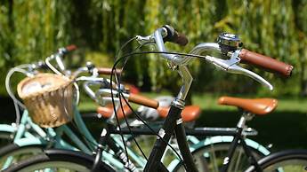 Pendray Inn & Tea House