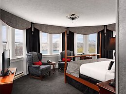 Pendray Inn & Tea House