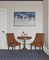 Pendray Inn & Tea House
