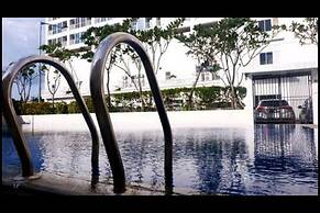 Pleasant Tifolia Studio Cozy Room In Kelapa Gading