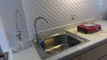 Pleasant Tifolia Studio Cozy Room In Kelapa Gading