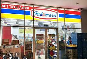 Pleasant Tifolia Studio Cozy Room In Kelapa Gading