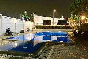 Pleasant Tifolia Studio Cozy Room In Kelapa Gading