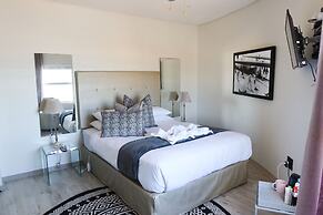 55 on Main Guesthouse and Spa