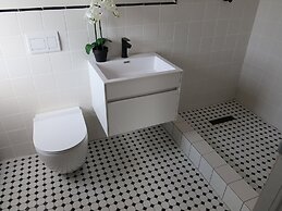 55 on Main Guesthouse and Spa