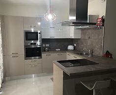 Sea View 2 Bed Apartment Close To Beach Hpi7738