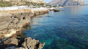 Addaura Sea, Villa Opposite the sea