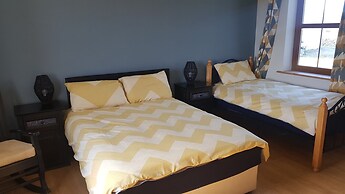 Murphy's Irish Farmhouse Near Ballybunion