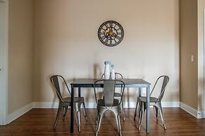 Sandia Peak Apartments by Frontdesk