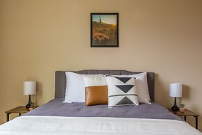 Sandia Peak Apartments by Frontdesk