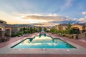Sandia Peak Apartments by Frontdesk
