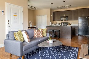 Sandia Peak Apartments by Frontdesk