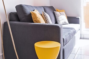 Cómodo y luminoso, Depto. Arena MTY y Fundidora by Mty. Living T504