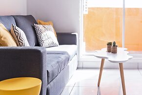 Cómodo y luminoso, Depto. Arena MTY y Fundidora by Mty. Living T504