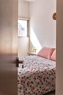 Bright, Comfy w Terrace Apt 1KSB, 1BD, 1 SofaB, 2BTH by Mty Living