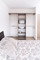 Apartment pool and gym. 6 pers. 1 KSB, 2SB, 1 TwinB, 2BTH by Mty. Livi