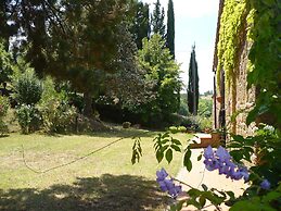 Panoramic Villa in Tuscany Rolling Hill, Well Connected, Everyday new 