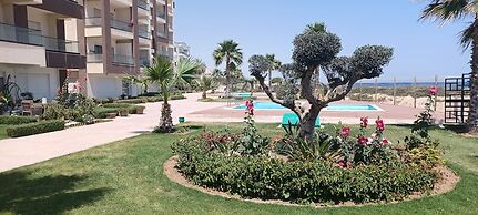 Beach Front Luxury Living Apartment