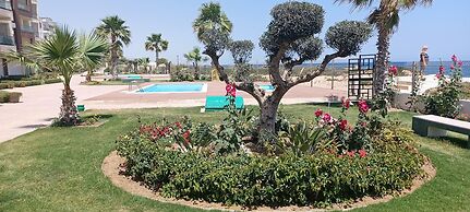 Beach Front Luxury Living Apartment