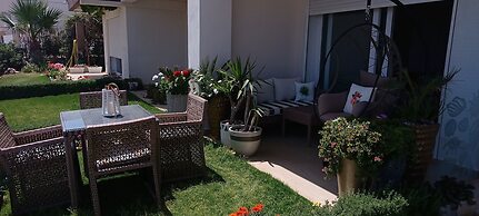 Beach Front Luxury Living Apartment