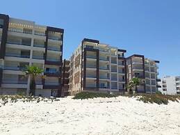 Beach Front Luxury Living Apartment