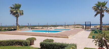 Beach Front Luxury Living Apartment