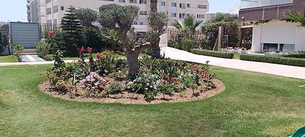 Beach Front Luxury Living Apartment