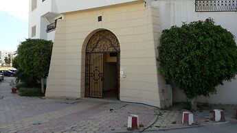 Spacious Very Modern Apartment Richly Furnished