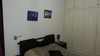 Spacious Very Modern Apartment Richly Furnished
