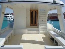 The Royal Luxury King Terrace 1