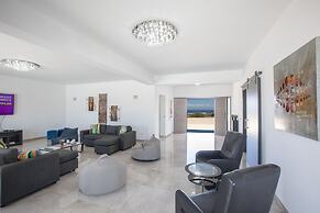 Villa Sienna, Fabulous 6bdr Protaras Villa