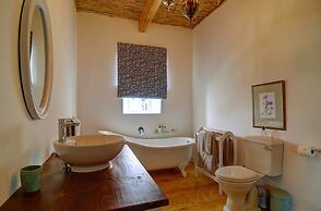 De Hoop Suites