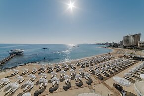 Arkin Palm Beach Hotel