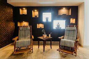 Arkin Palm Beach Hotel