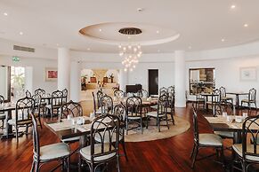 Arkin Palm Beach Hotel