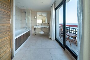 Arkin Palm Beach Hotel