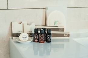 Arkin Palm Beach Hotel