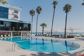 Arkin Palm Beach Hotel