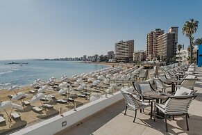 Arkin Palm Beach Hotel