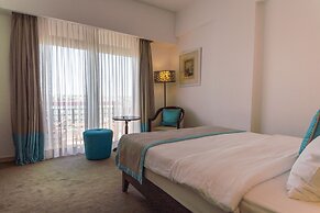 Arkin Palm Beach Hotel