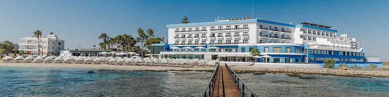 Arkin Palm Beach Hotel