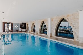 Arkin Palm Beach Hotel