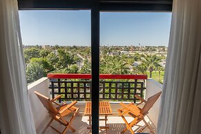 Arkin Palm Beach Hotel