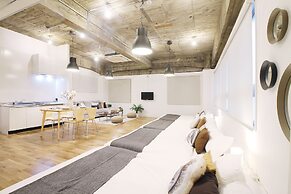 Nikke Building (401, 402)