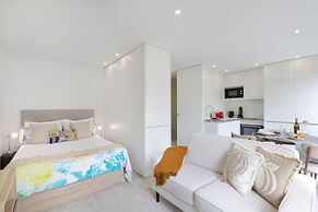 Modern Studio @ Palácio de Cristal